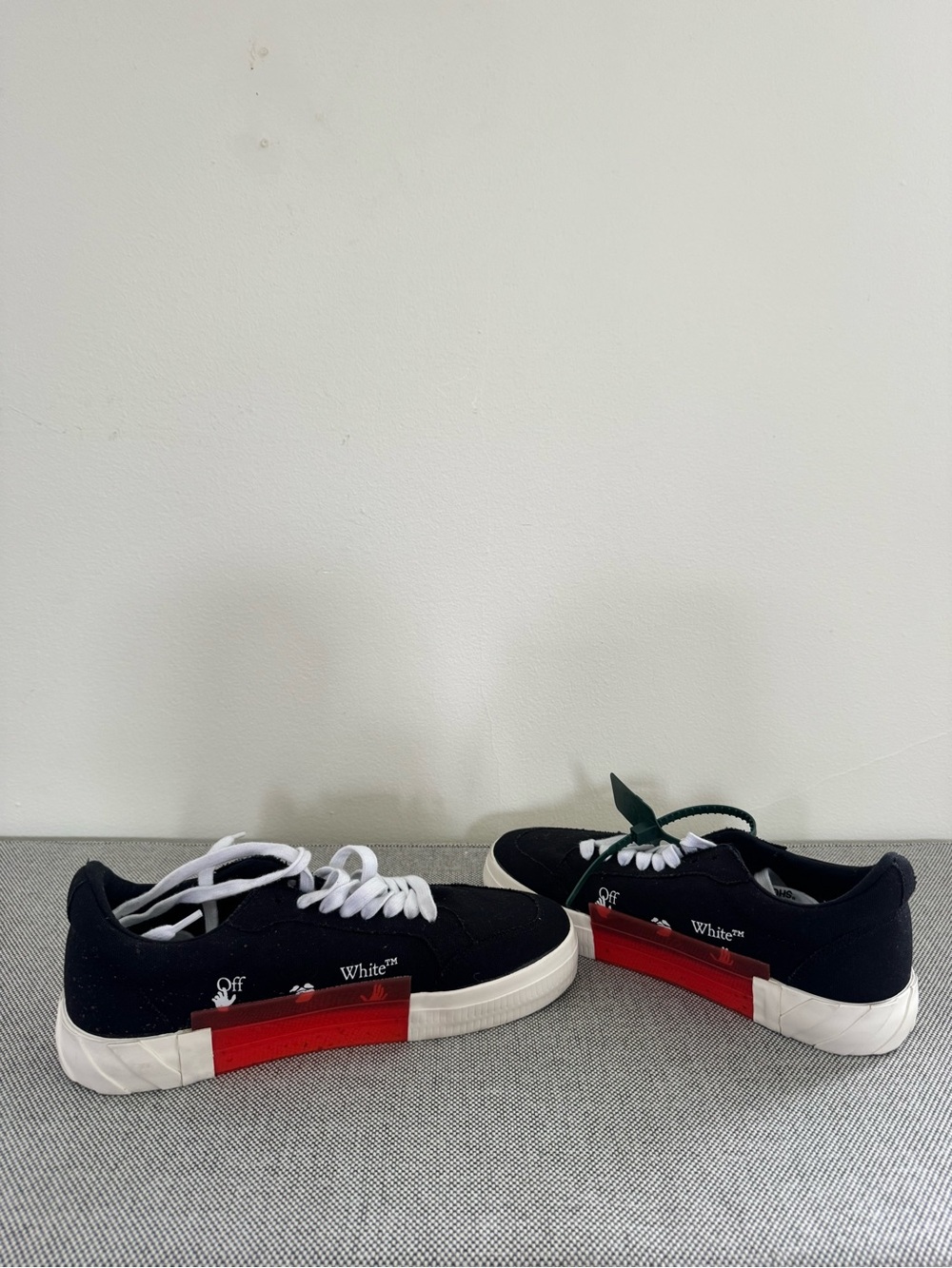 Off-White Black White Red Low-Top Sneakers